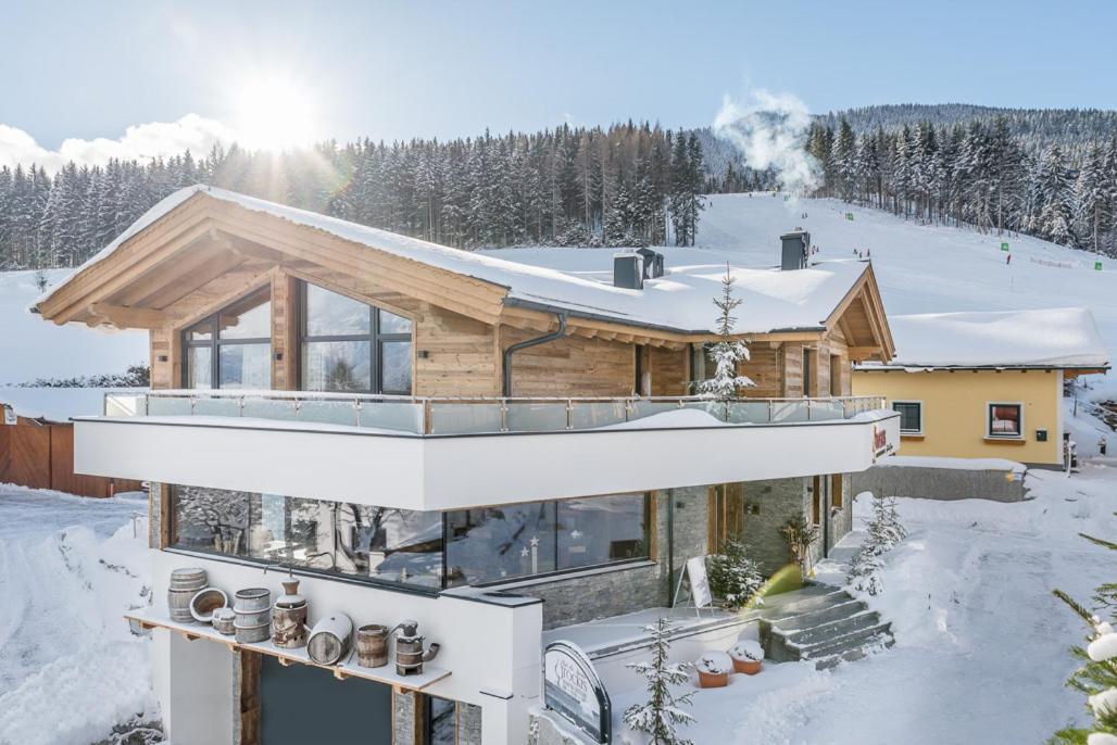 Stockis Mountaindestillerie - Appartements Леоганг Экстерьер фото