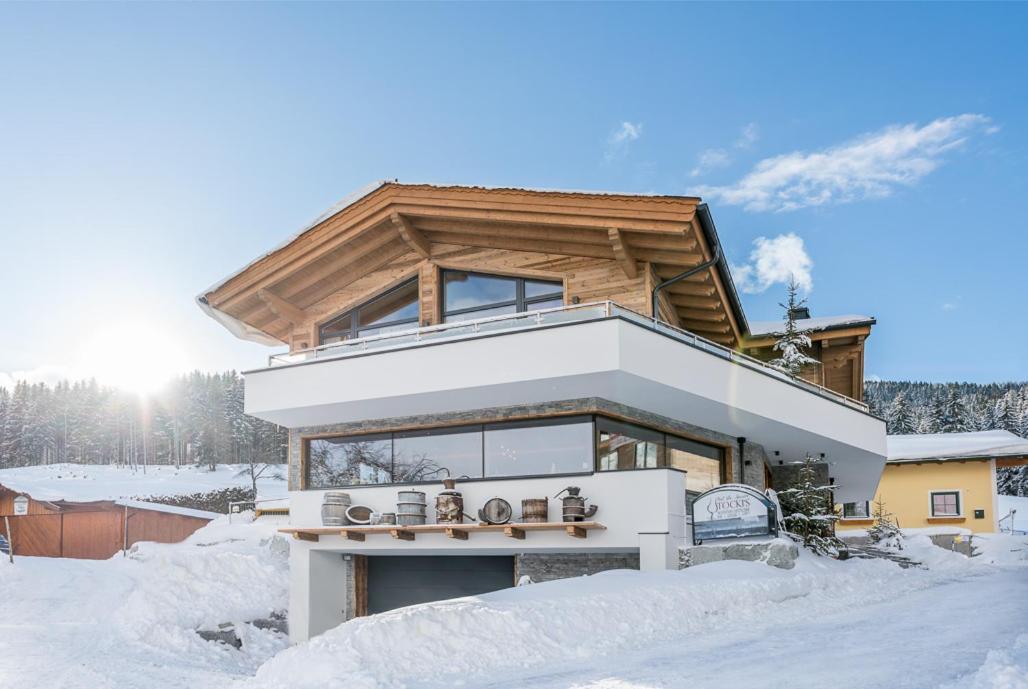 Stockis Mountaindestillerie - Appartements Леоганг Экстерьер фото